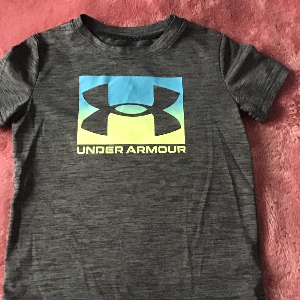 Under Armour Kids Charcoal Tee with Blue and Yellow Logo